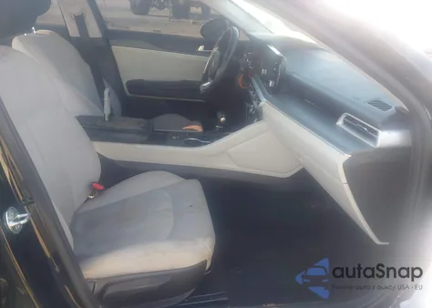 2021 Kia K5 Lxs z USA, uszkodzony, nr VIN 5XXG14J26MG042812